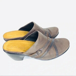 Naot mule clogs